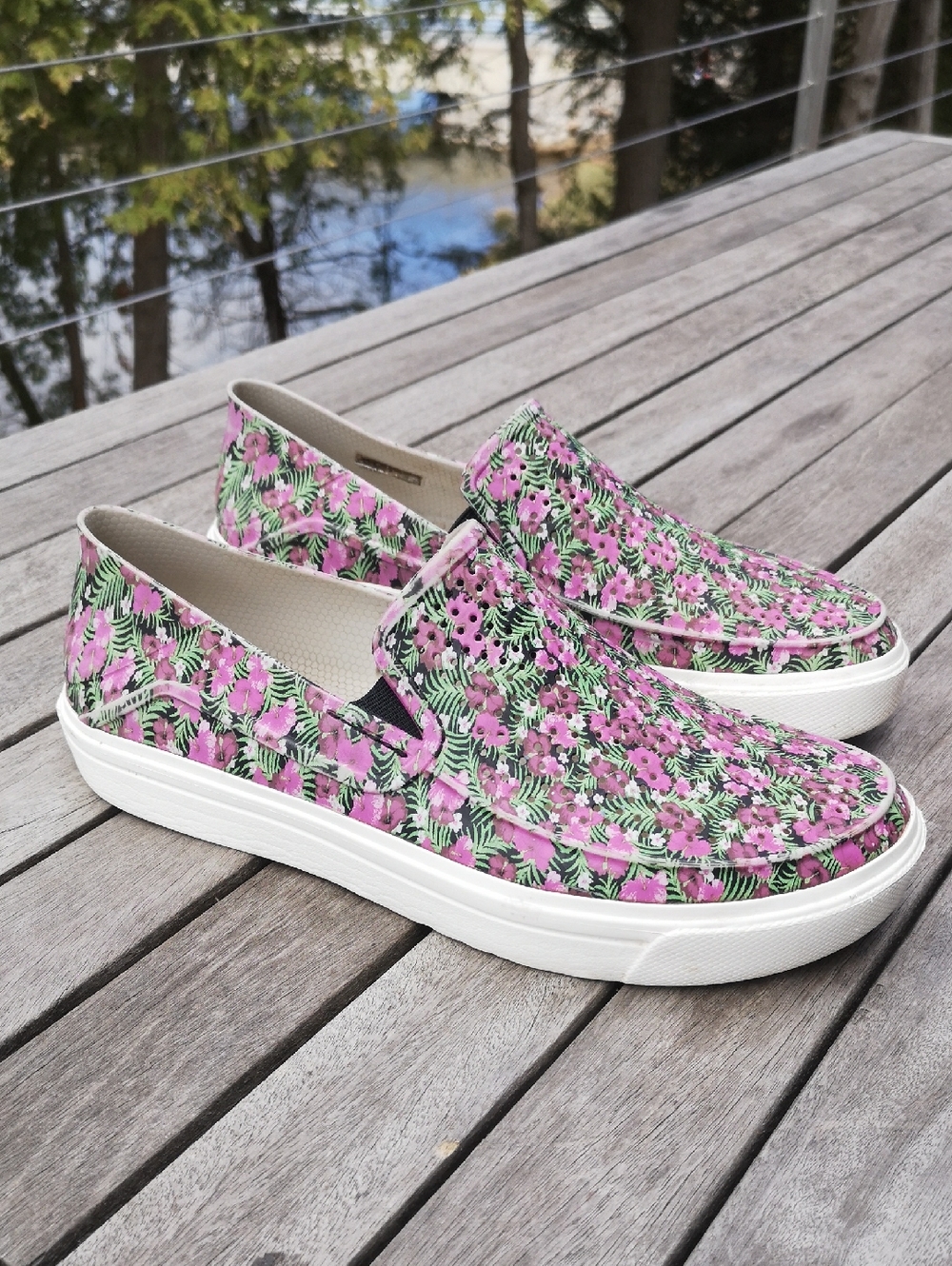 Crocs flowered slip-ons
